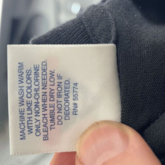 Vintage Panda Bear with Flowers T-Shirt Nature XL on AAA Tag Y2K - Picture 5 of 5